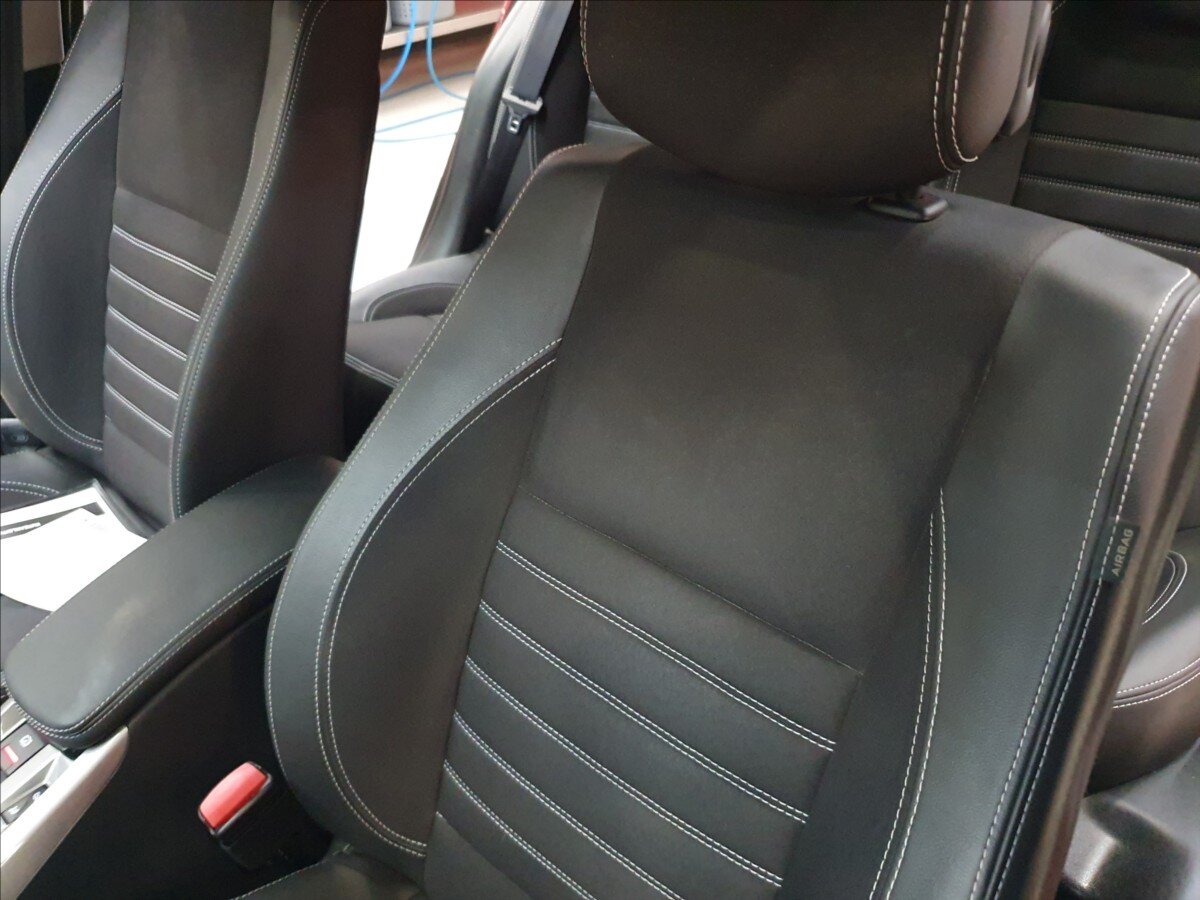 Renault Laguna Kombi 2,0 l 103 kw