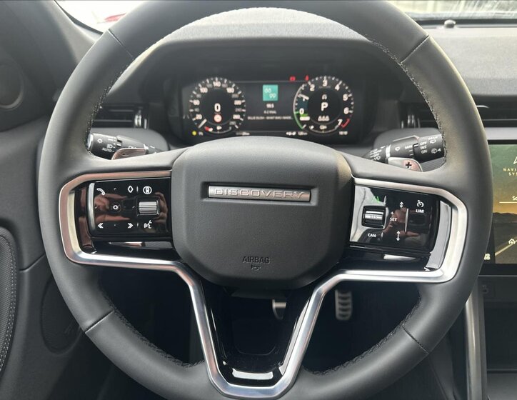 Land Rover Discovery Sport 13