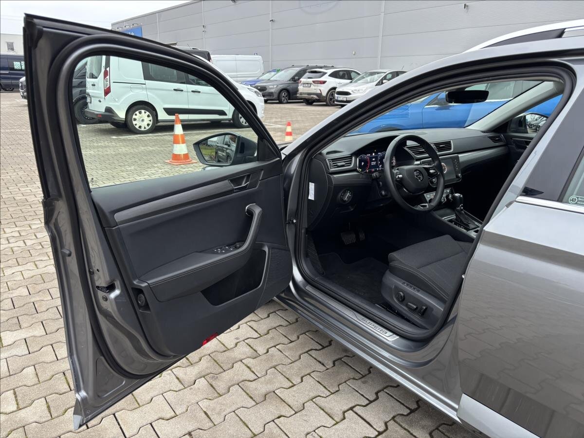 Škoda Superb Kombi 2,0 l 110 kw