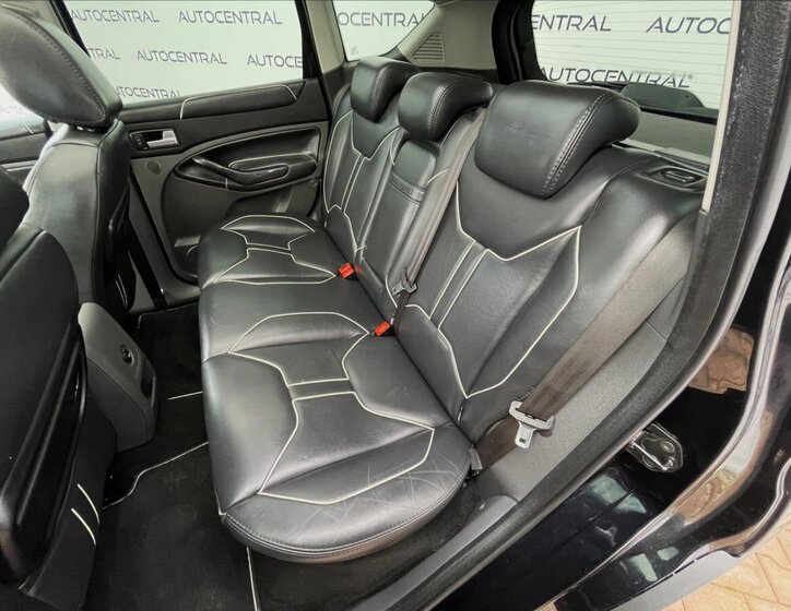 Ford Kuga SUV 2,5 l 147 kw