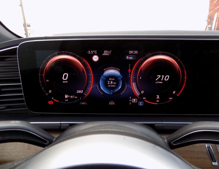 Mercedes-Benz GLS SUV 2,9 l 243 kw