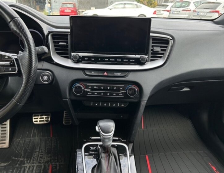 KIA ProCeed Hatchback 1,6 l 150 kw
