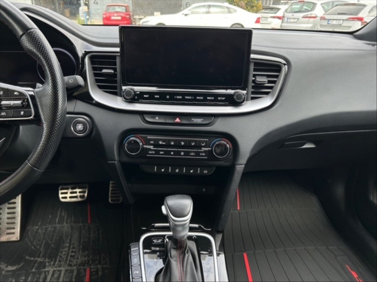 KIA ProCeed Hatchback 1,6 l 150 kw