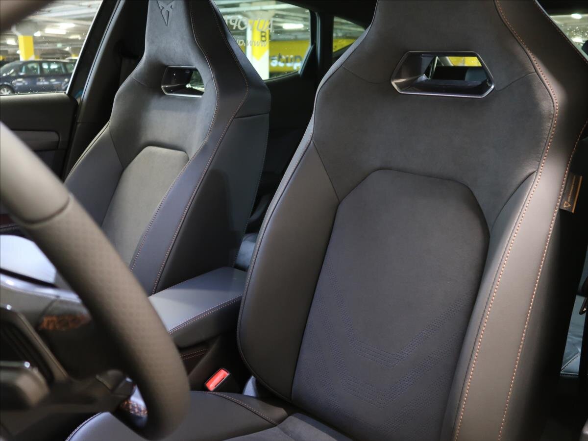 Cupra Formentor SUV / Terénní 1,5 l 200 kw