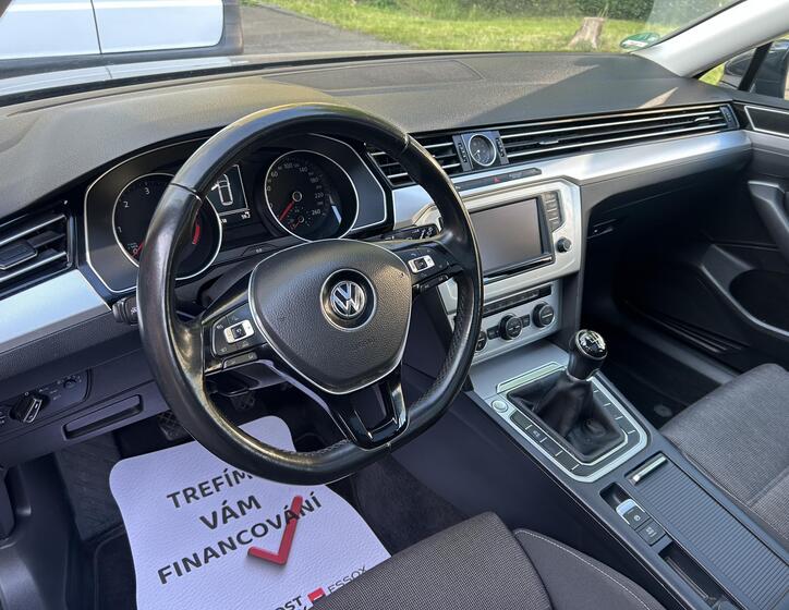 Volkswagen Passat 64