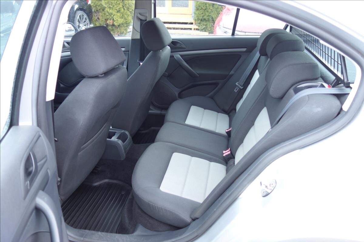 Škoda Octavia Liftback 1,6 l 75 kw