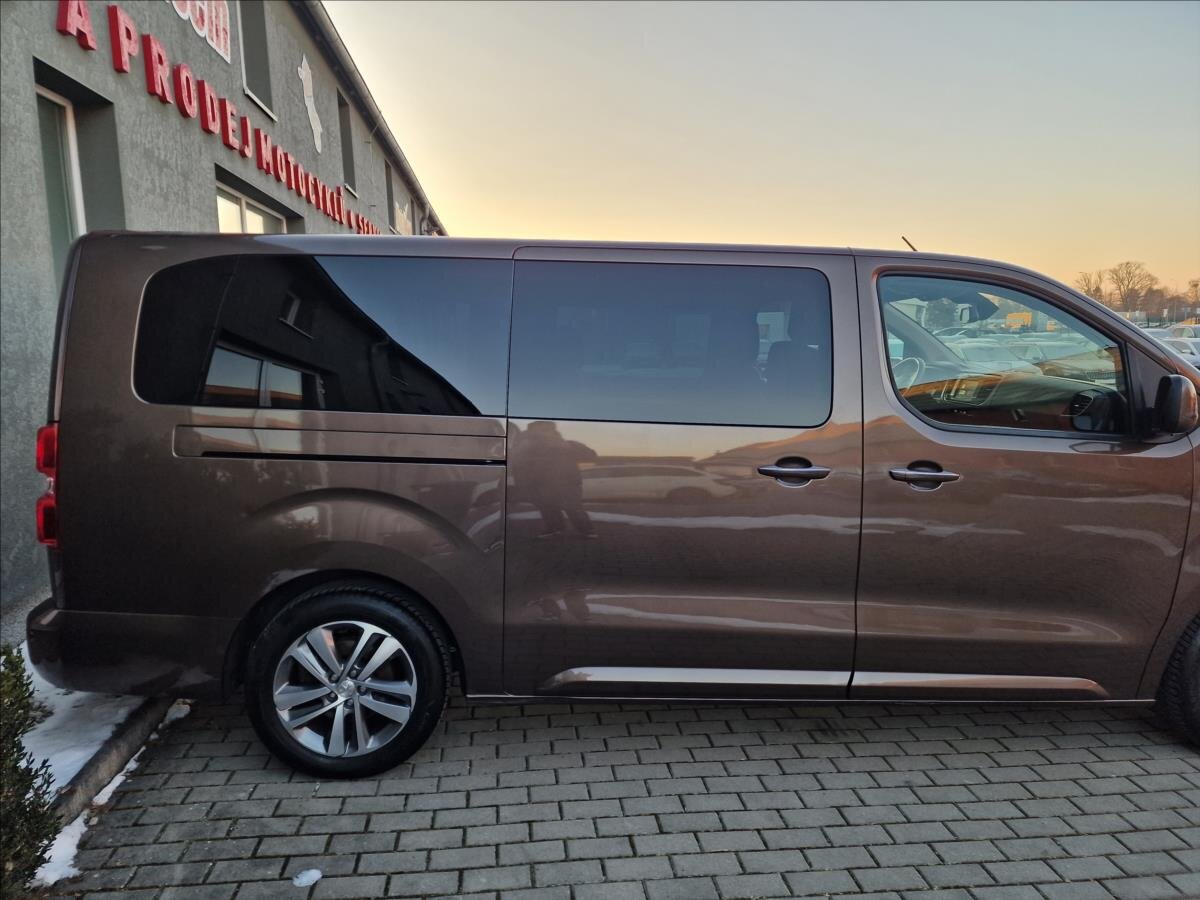 Peugeot Traveller MPV 2,0 l 130 kw