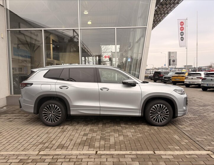 Volkswagen Tayron SUV / Terénní 2,0 l 110 kw