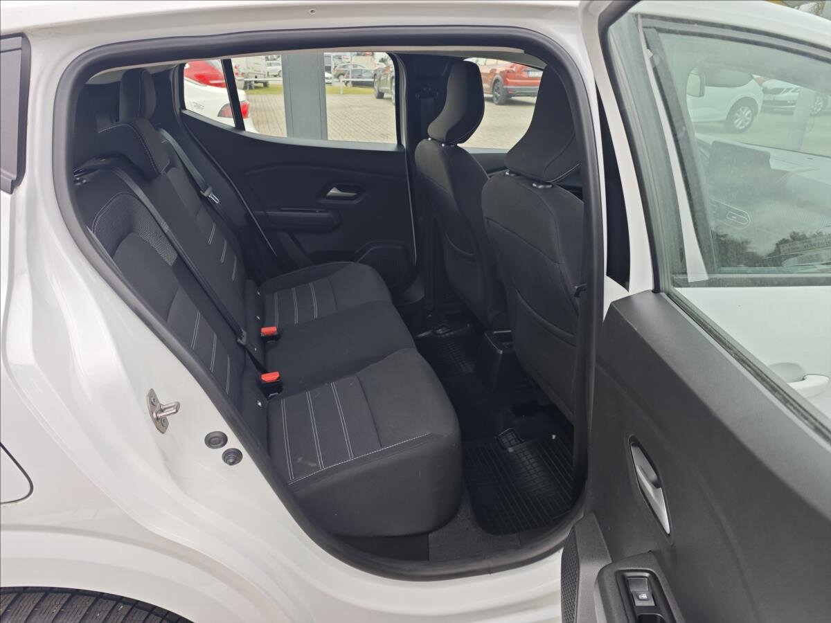 Dacia Sandero Hatchback 999,0 67 kw