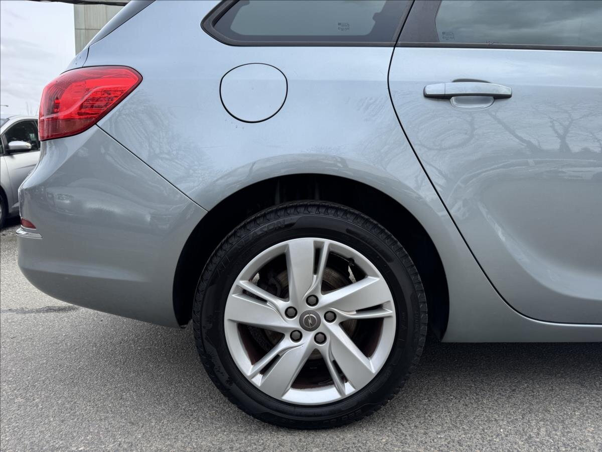 Opel Astra Kombi 1,7 l 81 kw