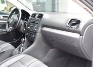 Volkswagen Golf Kombi 1,6 l 77 kw