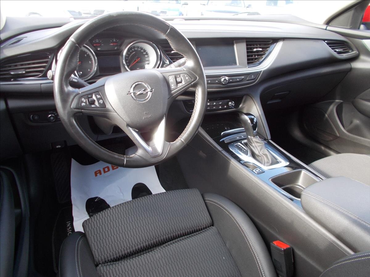 Opel Insignia Hatchback 2,0 l 125 kw