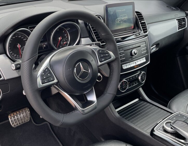 Mercedes-Benz GLS SUV 3,0 l 190 kw