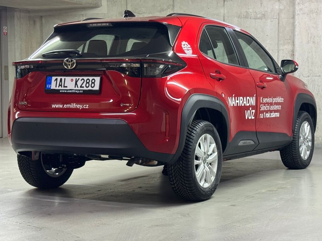 Toyota Yaris Cross SUV 1,5 l 68 kw