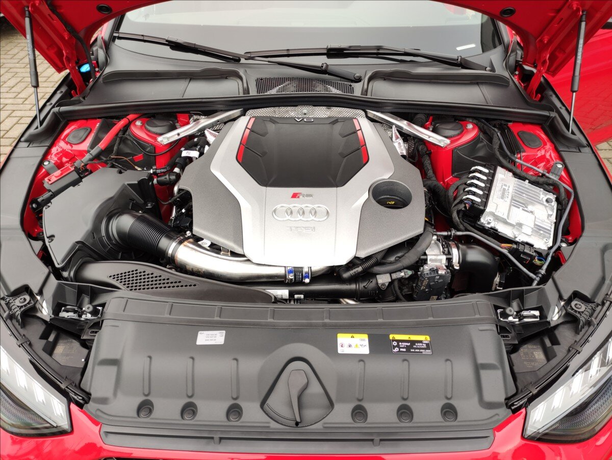 Audi RS 4 Kombi 2,9 l 331 kw