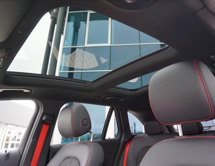 Mercedes-Benz GLC SUV 3,0 l 287 kw