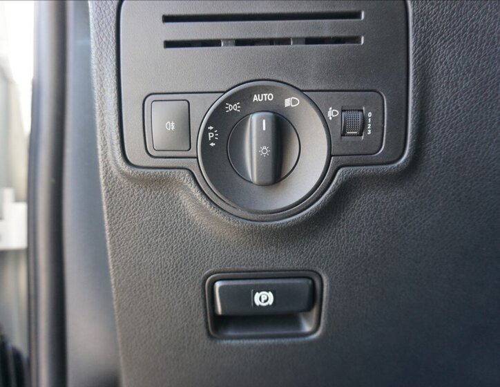 Mercedes-Benz Vito VAN-Minibus 2,1 l 120 kw