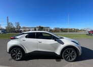 Toyota C-HR SUV / Terénní 2,0 l 112 kw