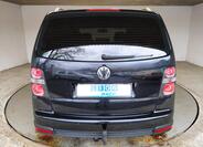 Volkswagen Touran 6