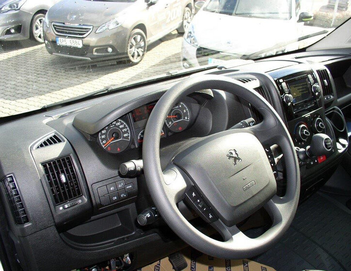 Peugeot Boxer Ostatní 2,2 l 121 kw