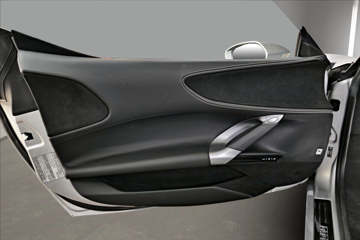 Ferrari SF90 Kabriolet 4,0 l 735 kw