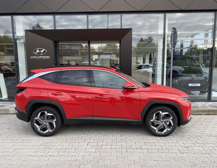 Hyundai Tucson 4