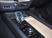 Volvo XC60 SUV / Terénní 2,0 l 257 kw