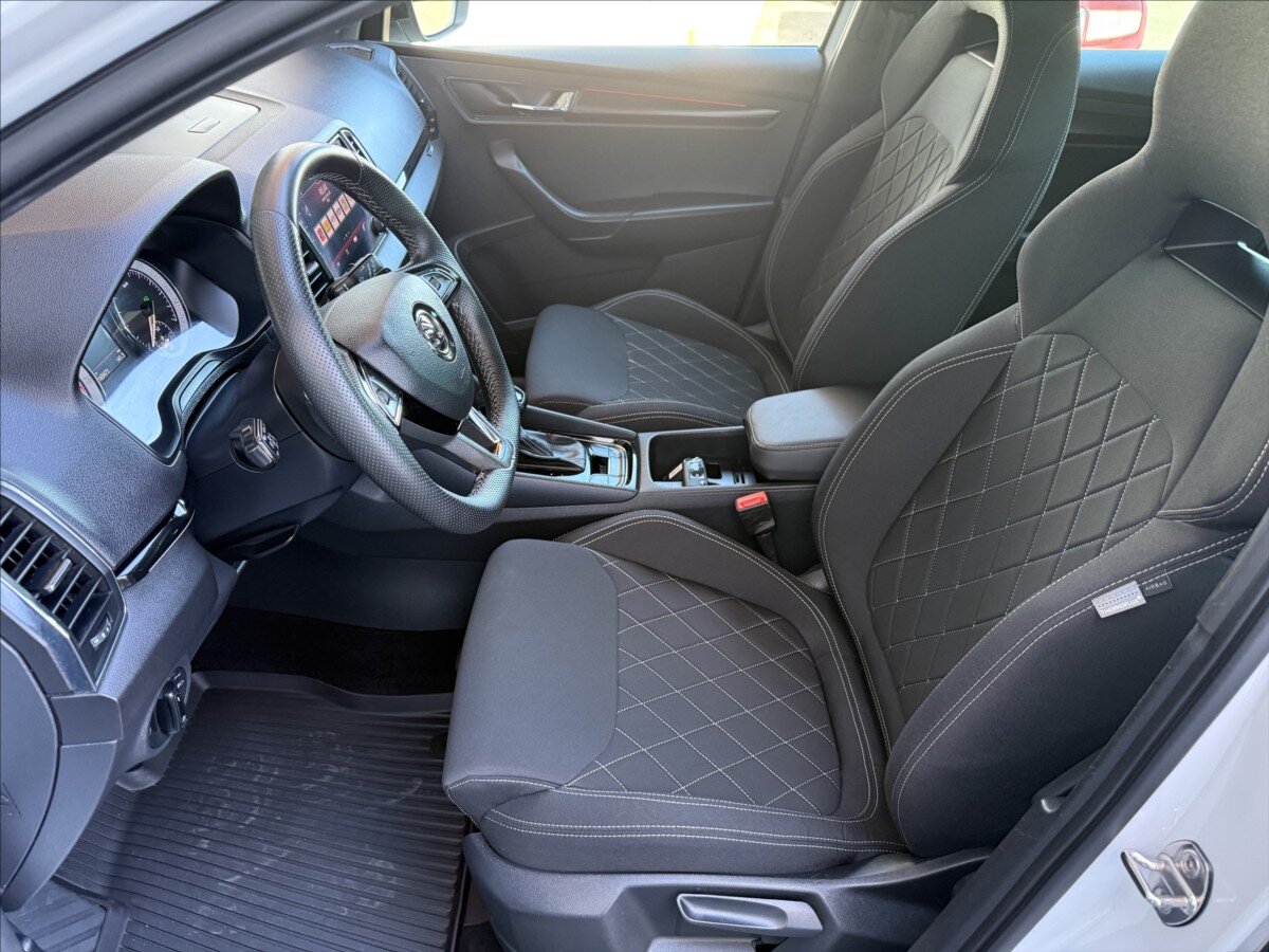 Škoda Karoq SUV / Terénní 2,0 l 140 kw