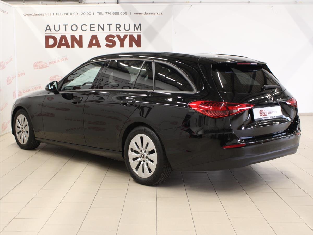 Mercedes-Benz Třídy C Kombi 2,0 l 120 kw