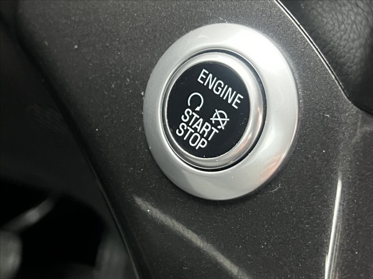 Ford Grand C-MAX Kombi 1,5 l 110 kw