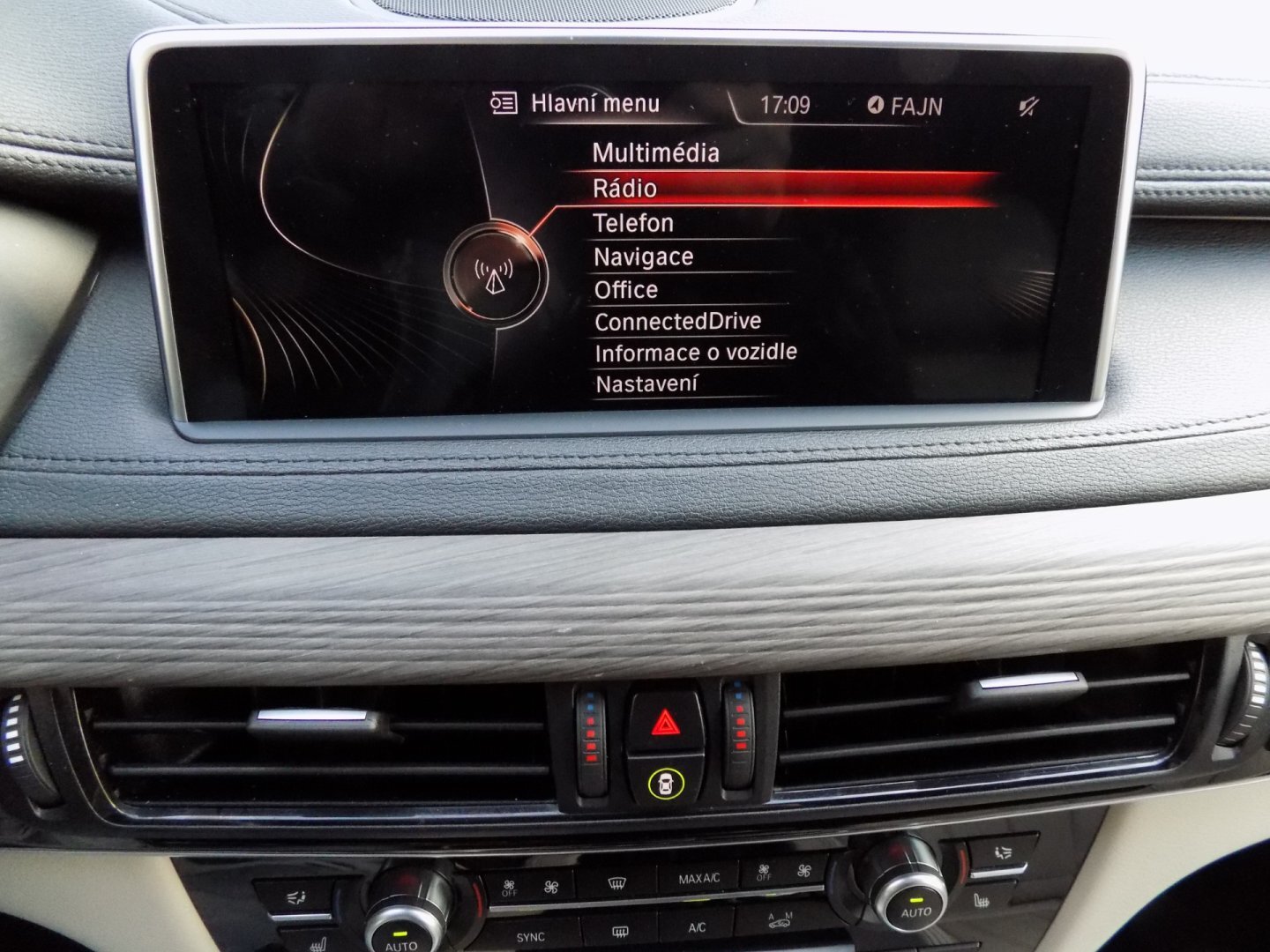 BMW X6 SUV / Terénní 3,0 l 190 kw