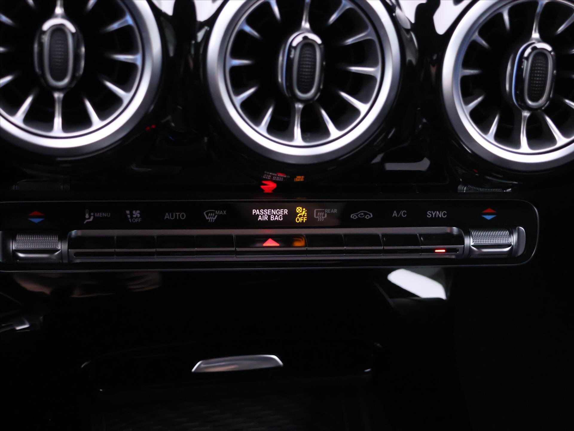 Mercedes-Benz CLA Kupé 1,3 l 120 kw