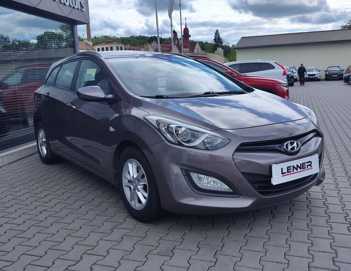 Hyundai i30 Kombi 1,6 l 88 kw