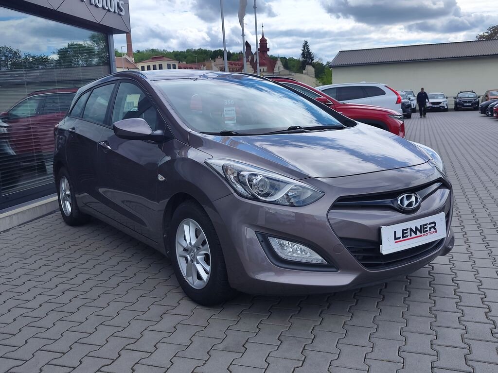 Hyundai i30 Kombi 1,6 l 88 kw