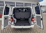 Volkswagen Transporter 9