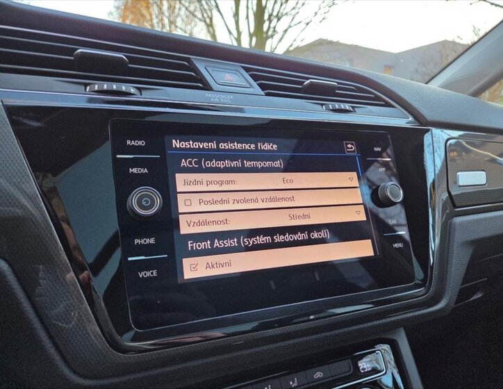 Volkswagen Touran MPV 2,0 l 110 kw