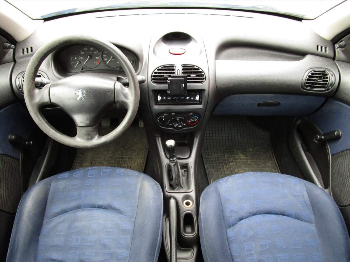 Peugeot 206 Hatchback 1,1 l 44 kw