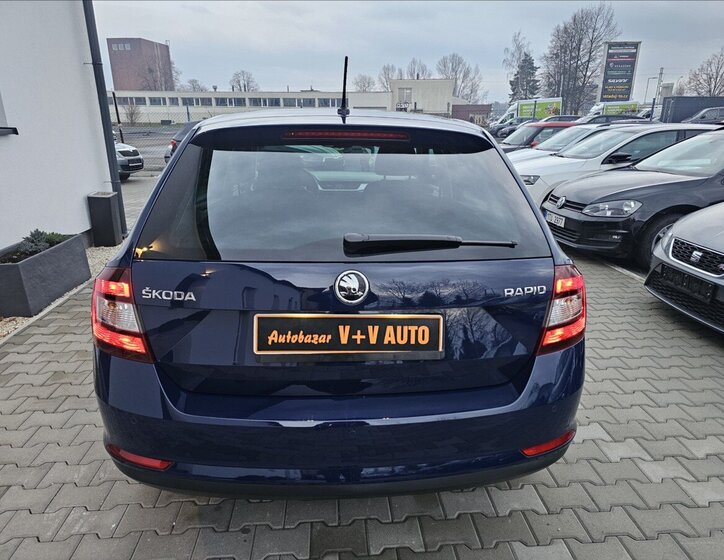 Škoda Rapid Hatchback 999,0 81 kw