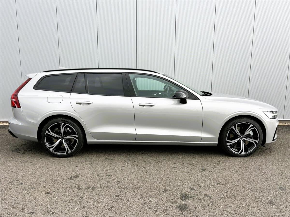 Volvo V60 Kombi 2,0 l 327 kw