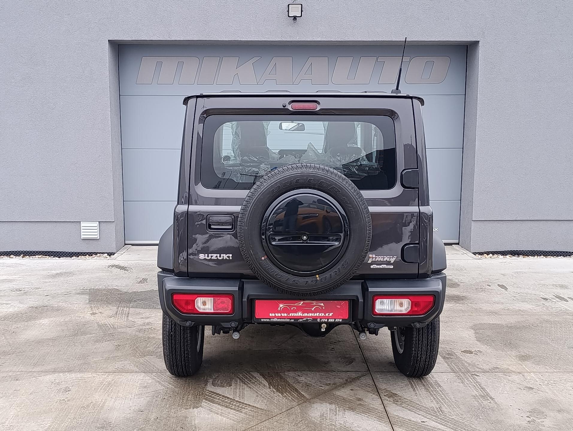 Suzuki Jimny SUV 1,5 l 75 kw