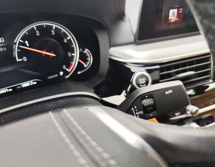 BMW Řada 5 Sedan / Limuzína 3,0 l 235 kw