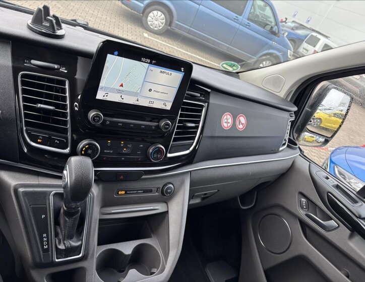 Ford Tourneo Custom Kombi 2,0 l 125 kw
