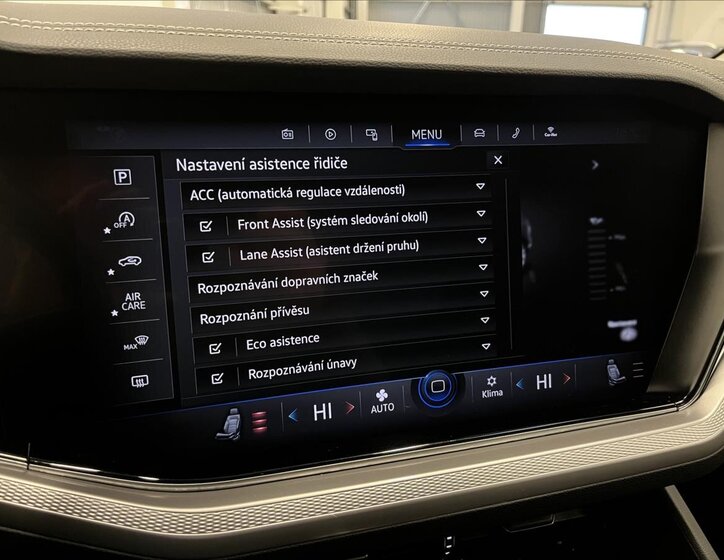 Volkswagen Touareg SUV / Terénní 3,0 l 170 kw