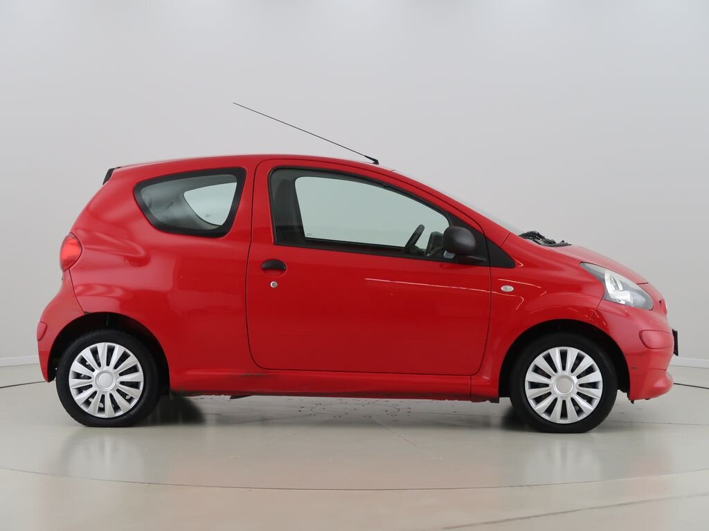 Toyota Aygo Hatchback 998,0 50 kw