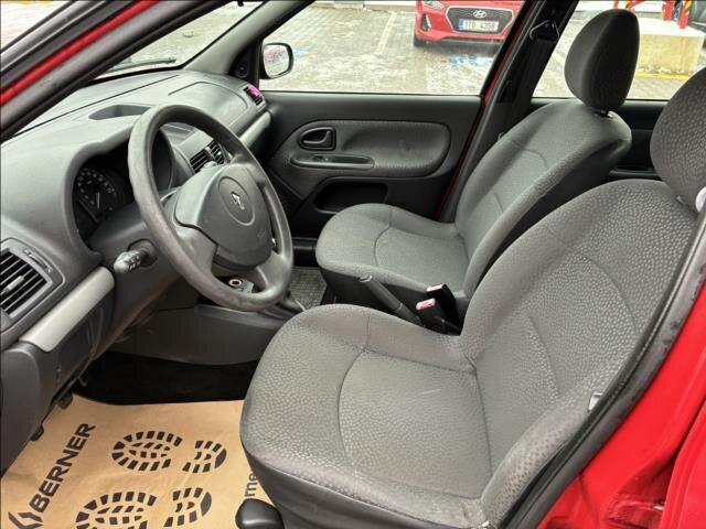 Renault Clio Hatchback 1,1 l 43 kw