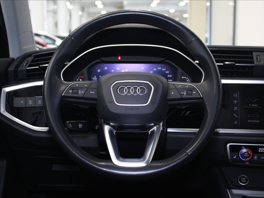 Audi Q3 SUV / Terénní 2,0 l 110 kw