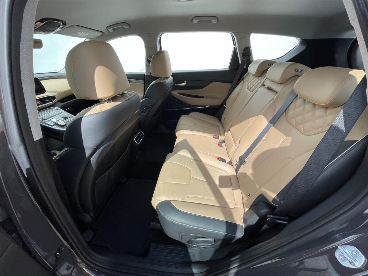 Hyundai Santa Fe SUV / Terénní 2,2 l 142 kw
