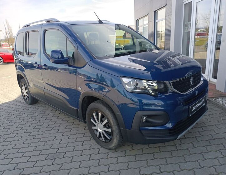 Peugeot Rifter MPV 1,5 l 75 kw