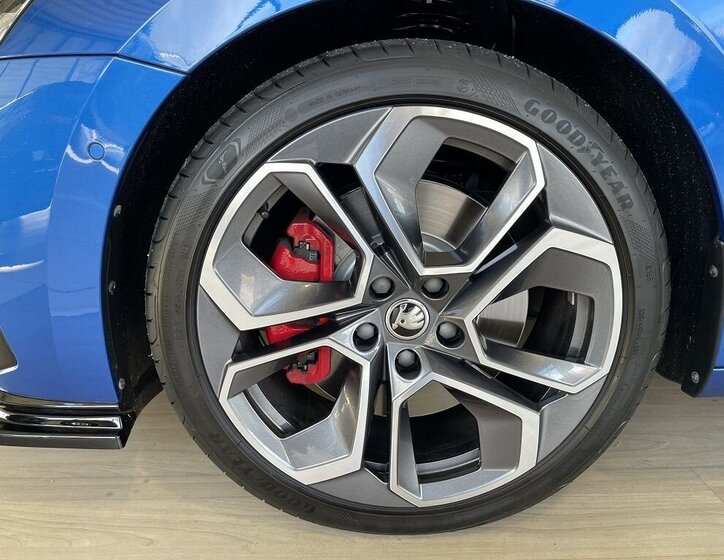 Škoda Octavia Kombi 2,0 l 180 kw