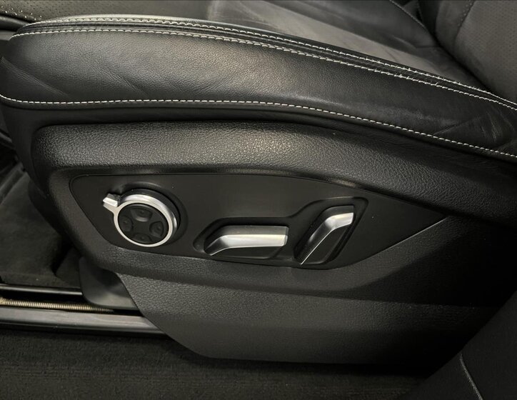 Audi SQ7 SUV 4,0 l 320 kw